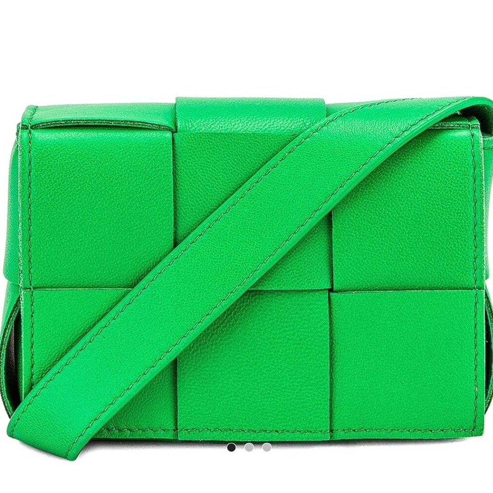 Bottega Veneta mini Green Cassette Crossbody